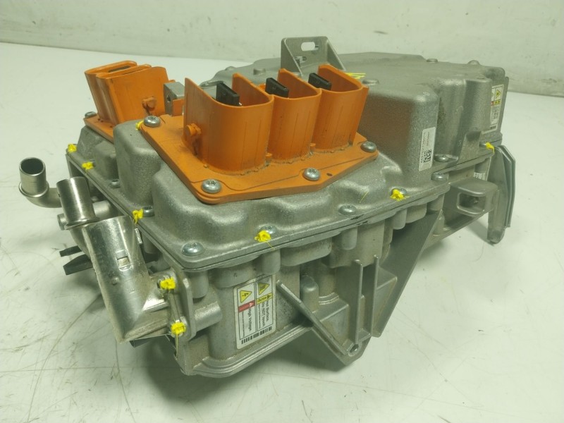 Recambio de convertidor de voltaje para volvo xc90 excellence plug-in hybrid awd referencia OEM IAM  31673051 