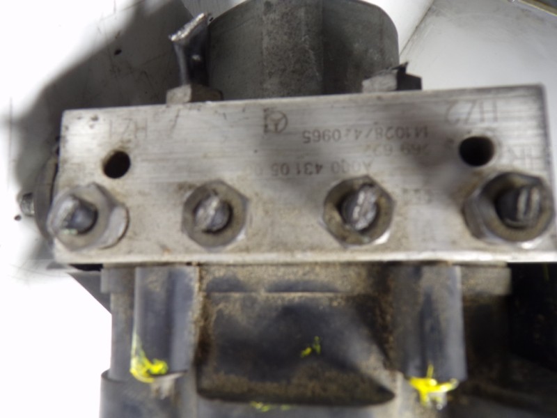 Recambio de abs para mercedes-benz clase cla (w117) 2.1 cdi cat referencia OEM IAM A0004313800 A0004310500 