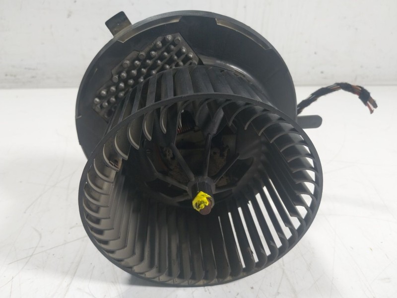 Recambio de motor calefaccion para volkswagen tiguan (5n1) 2.0 tdi referencia OEM IAM  3C1820015N 