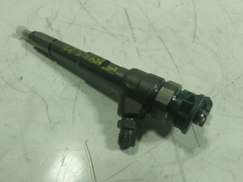 Recambio de inyector para renault clio iv 1.5 dci diesel fap energy referencia OEM IAM  H8201453073 