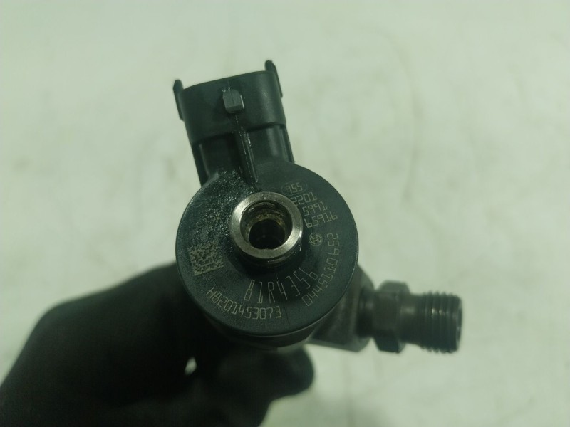 Recambio de inyector para renault clio iv 1.5 dci diesel fap energy referencia OEM IAM  H8201453073 