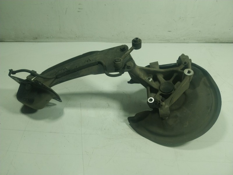 Recambio de mangueta trasera izquierda para volkswagen tiguan (5n1) 2.0 tdi referencia OEM IAM   