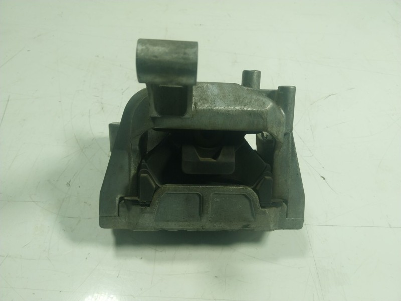Recambio de soporte motor derecho para volkswagen tiguan (5n1) 2.0 tdi referencia OEM IAM   