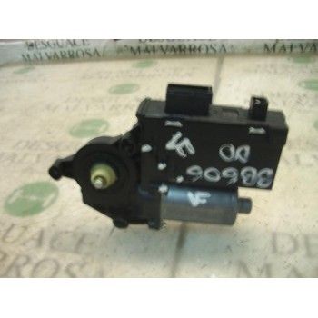 MOTOR ELEVALUNAS DELANTERO DERECHO 