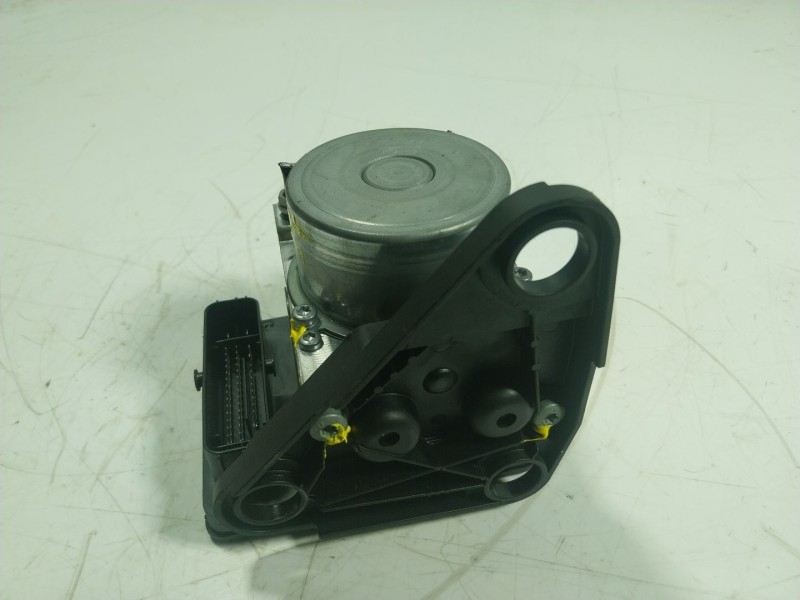 Recambio de abs para audi q4 e-tron aq4e f4bac3 referencia OEM IAM  1EA614517T 