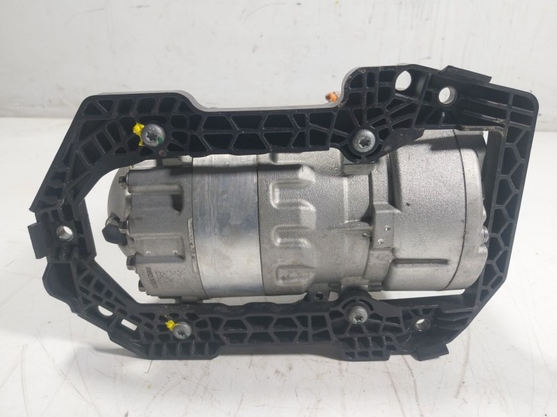 Recambio de compresor aire acondicionado para audi q4 e-tron aq4e f4bac3 referencia OEM IAM  1EA820808B 