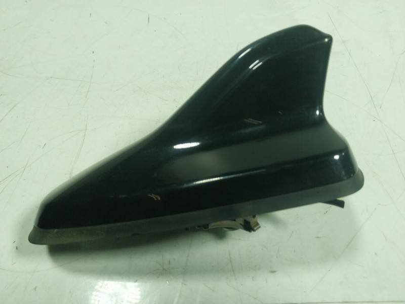 Recambio de antena para audi q4 e-tron aq4e f4bac3 referencia OEM IAM  5WA035507 