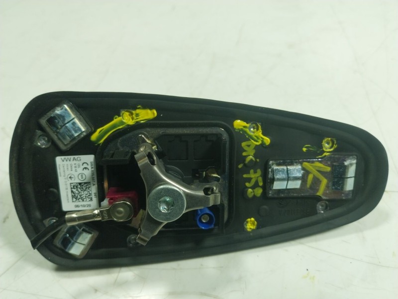 Recambio de antena para audi q4 e-tron aq4e f4bac3 referencia OEM IAM  5WA035507 