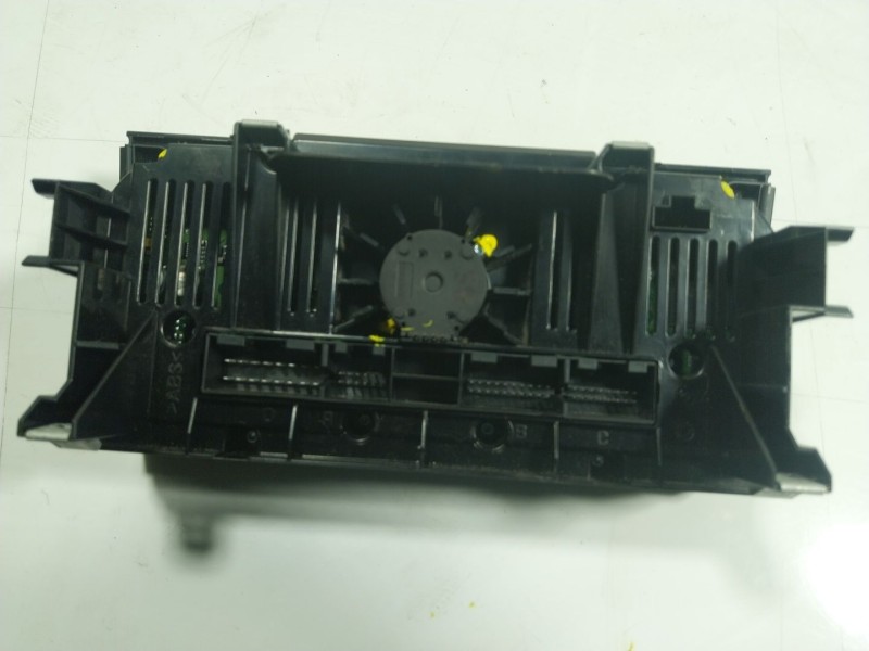 Recambio de mando climatizador para audi q3 (8ug) 2.0 16v tdi referencia OEM IAM  8U0820043 