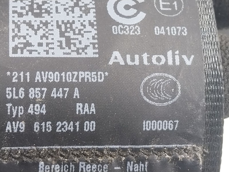 Recambio de cinturon seguridad trasero derecho para skoda yeti 1.2 tsi referencia OEM IAM  5L6857447 