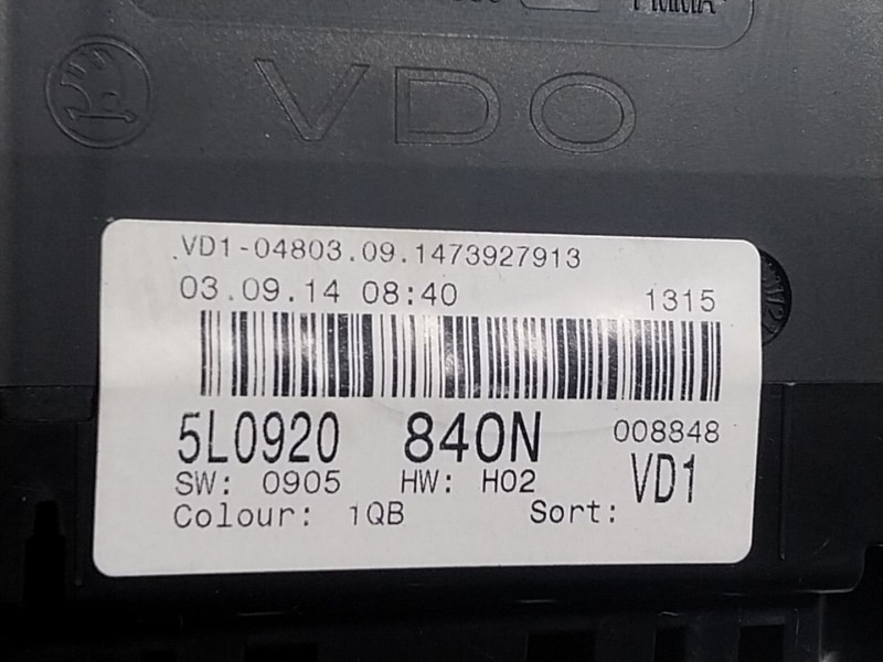 Recambio de cuadro instrumentos para skoda yeti 1.2 tsi referencia OEM IAM  5L0920840 