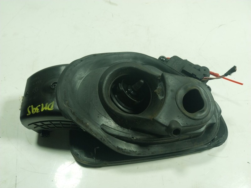 Recambio de tapa combustible para audi q3 (8ug) 2.0 16v tdi referencia OEM IAM   