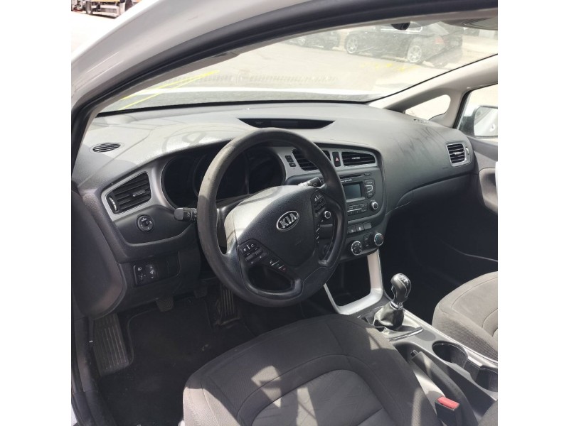 kia ceed del año 2015