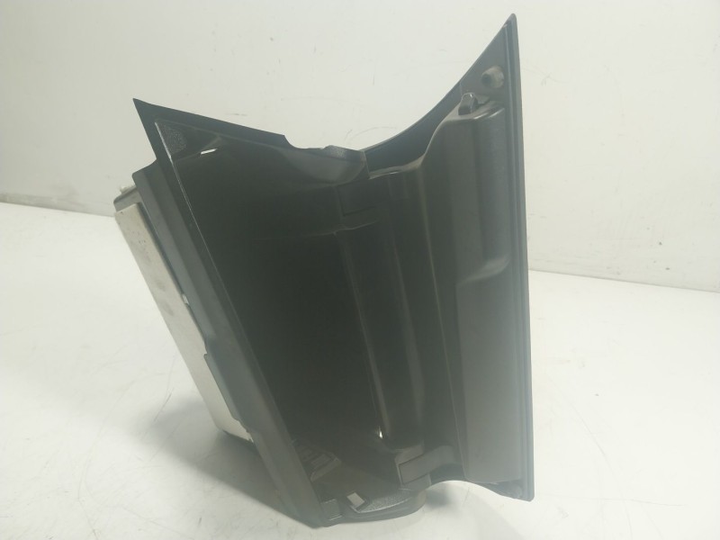 Recambio de guantera para toyota hilux referencia OEM IAM  55437KK040 