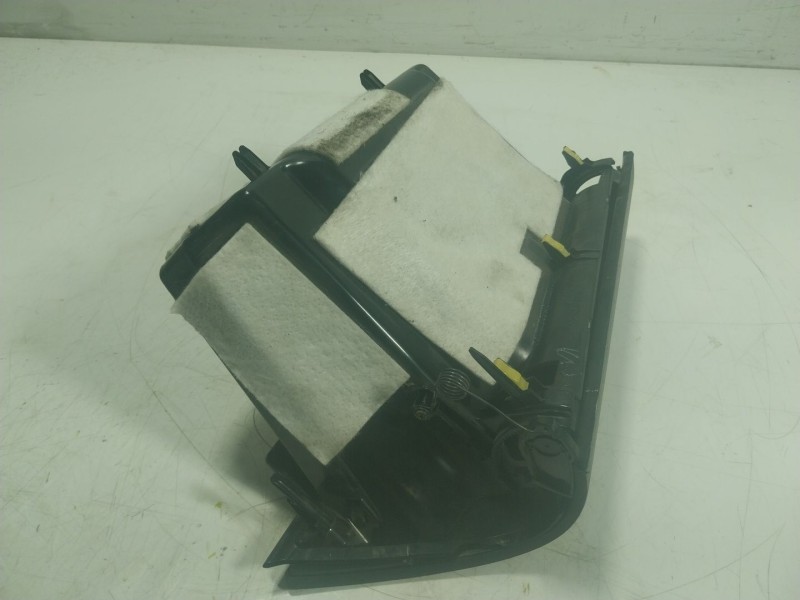 Recambio de guantera para toyota hilux referencia OEM IAM  55437KK040 