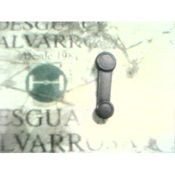 MANETA ELEVALUNAS DELANTERA IZQUIERDA 