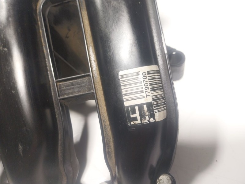 Recambio de colector admision para bmw serie 7 (e65/e66) 730ld referencia OEM IAM  7790700 
