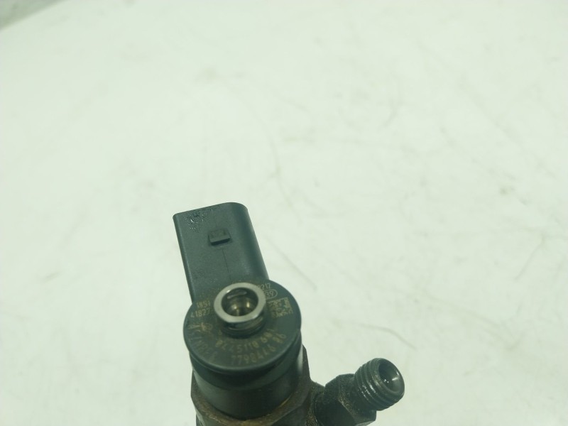 Recambio de inyector para mini countryman (r60) 2.0 turbodiesel cat referencia OEM IAM  779844606 