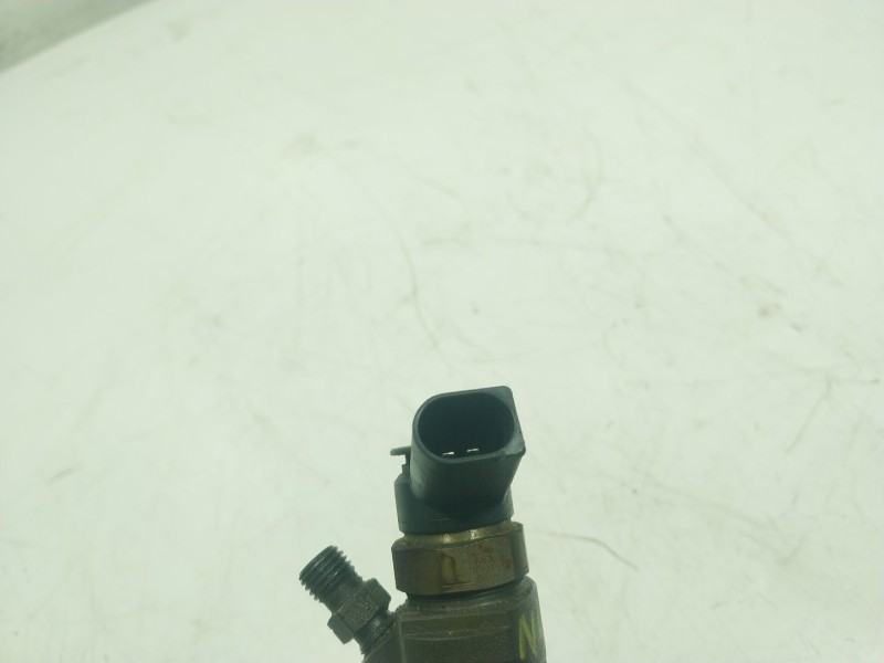 Recambio de inyector para mini countryman (r60) 2.0 turbodiesel cat referencia OEM IAM  779844606 