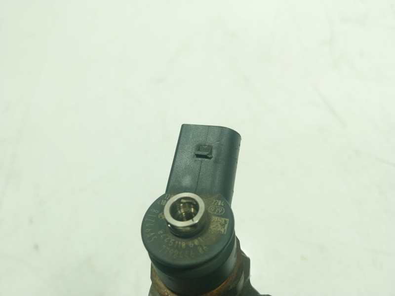 Recambio de inyector para mini countryman (r60) 2.0 turbodiesel cat referencia OEM IAM  779844606 