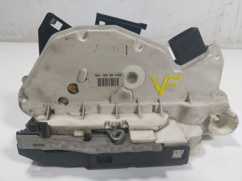 Recambio de cerradura puerta delantera izquierda para volkswagen tiguan (5n1) 2.0 tdi referencia OEM IAM  5N1837015A 
