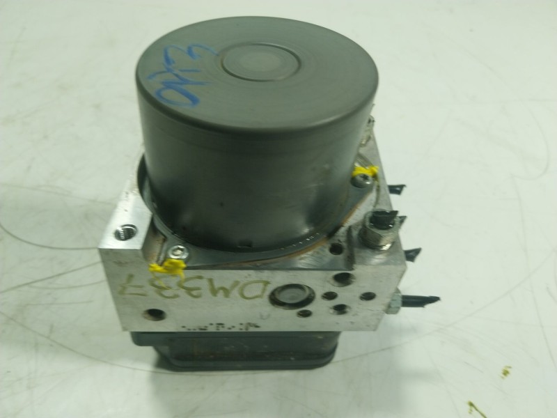 Recambio de abs para toyota hilux referencia OEM IAM  11604048230 