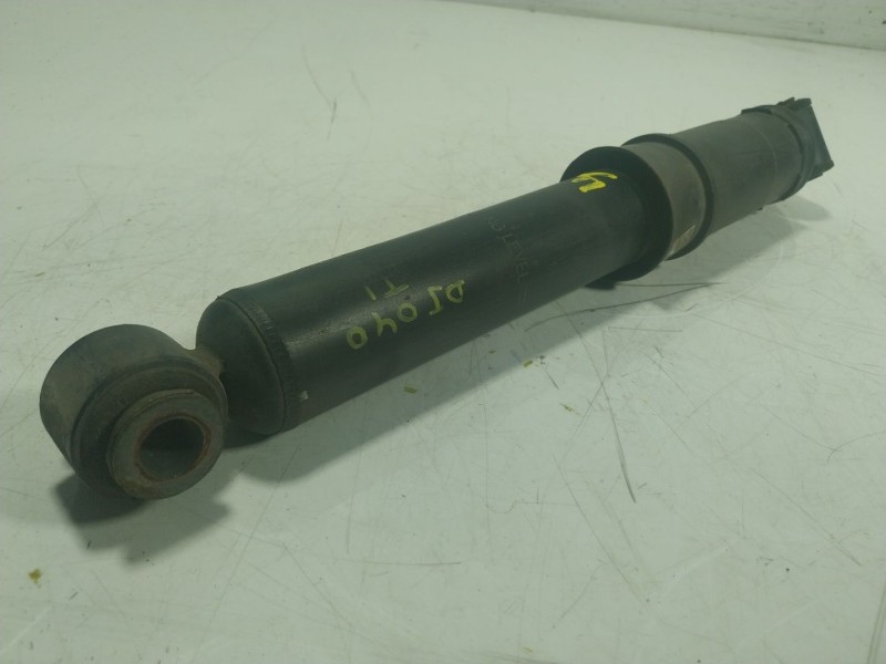 Recambio de amortiguador trasero izquierdo para renault kangoo z.e. referencia OEM IAM  8200800724K 