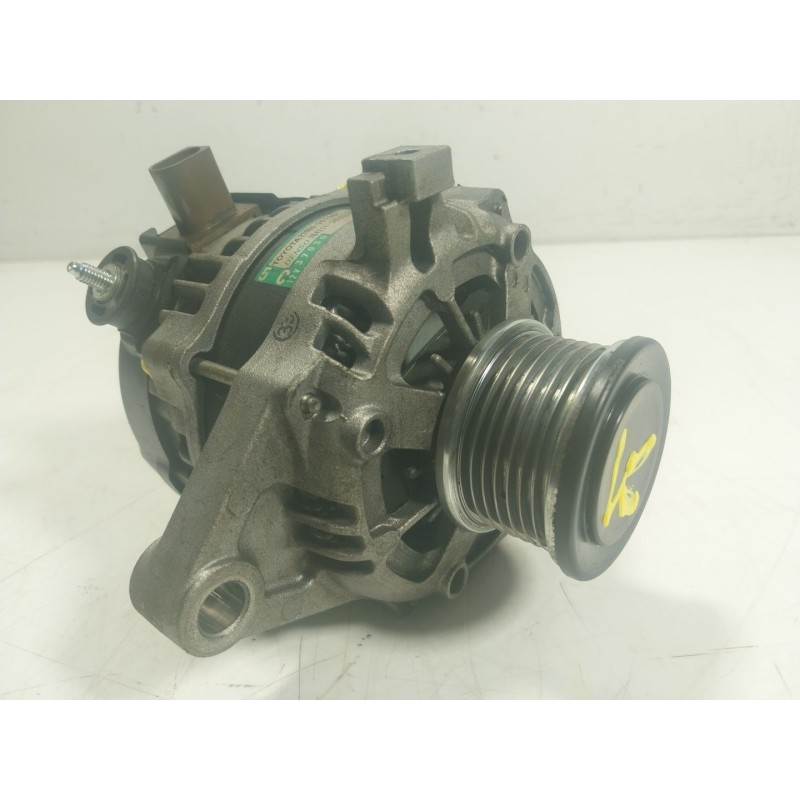 Recambio de alternador para toyota hilux referencia OEM IAM  2706030230 