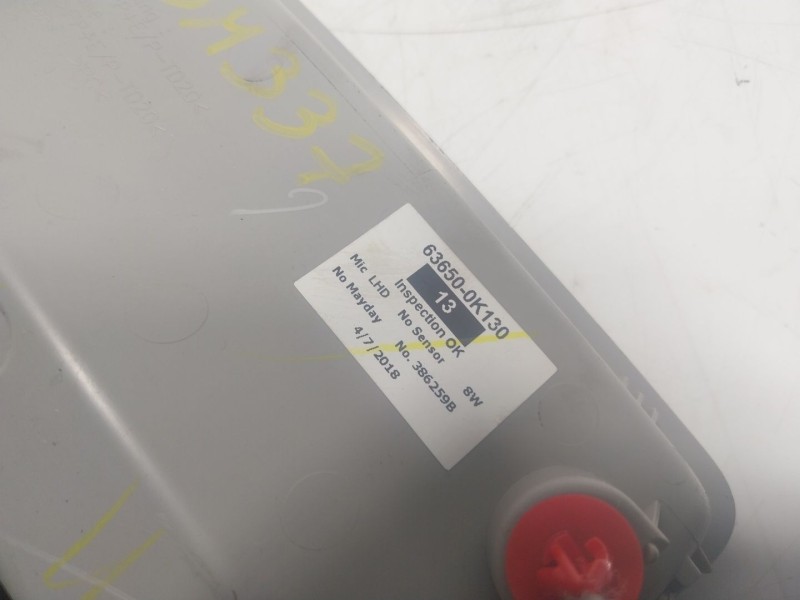 Recambio de piloto interior para toyota hilux referencia OEM IAM  636500K130 