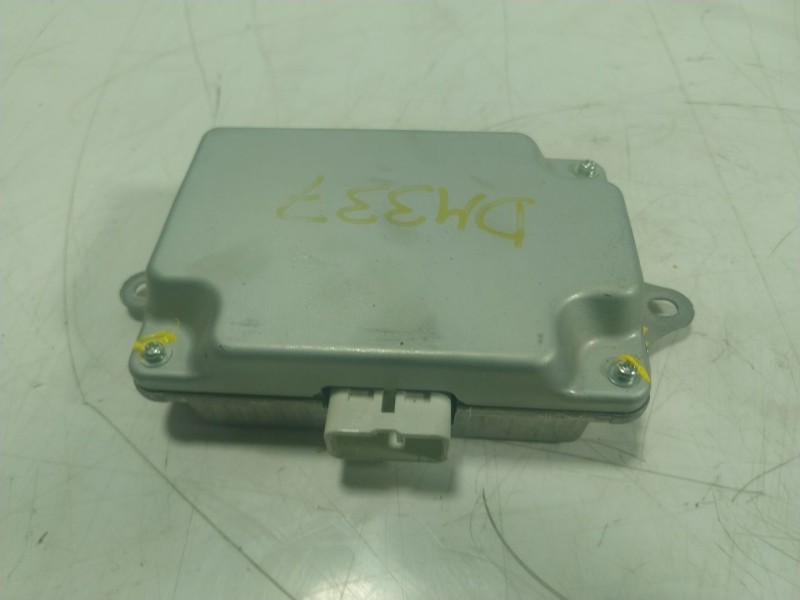 Recambio de modulo electronico para toyota hilux referencia OEM IAM  18517141840 