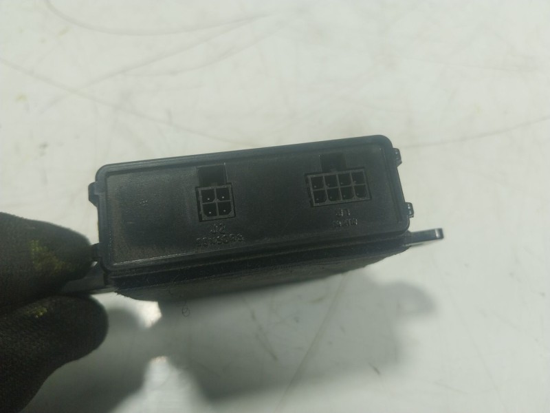 Recambio de modulo electronico para toyota hilux referencia OEM IAM  PW5010K550 