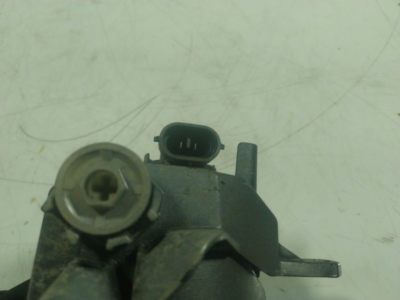 Recambio de faro antiniebla derecho para toyota hilux referencia OEM IAM   