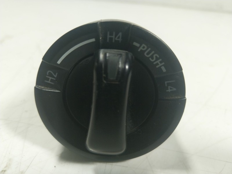 Recambio de modulo electronico para toyota hilux referencia OEM IAM  M57269 