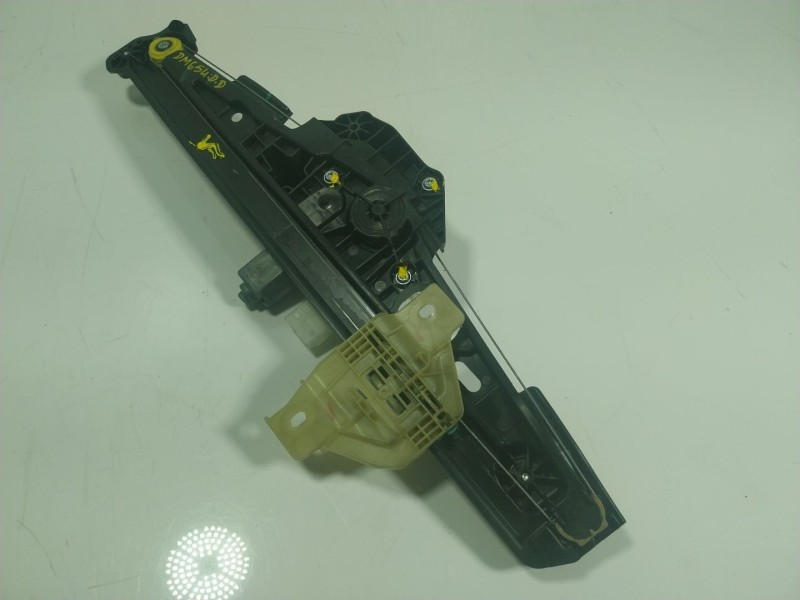 Recambio de elevalunas delantero derecho para renault captur ii 1.0 tce referencia OEM IAM  C98392106 