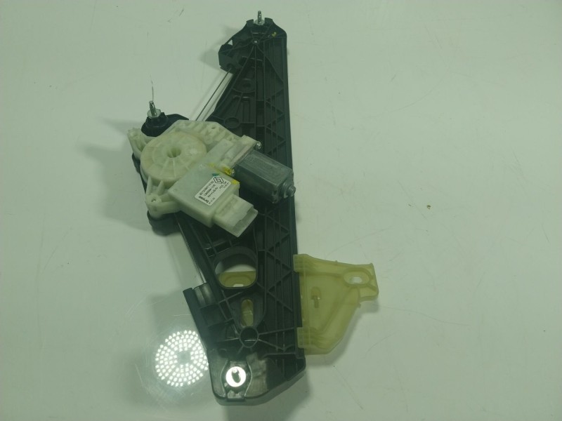 Recambio de elevalunas trasero derecho para renault captur ii 1.0 tce referencia OEM IAM  C98394106 