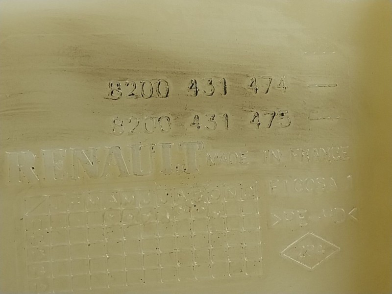Recambio de deposito limpia para renault kangoo z.e. referencia OEM IAM  8200431474 