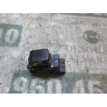 MANDO ELEVALUNAS DELANTERO DERECHO 71742597 