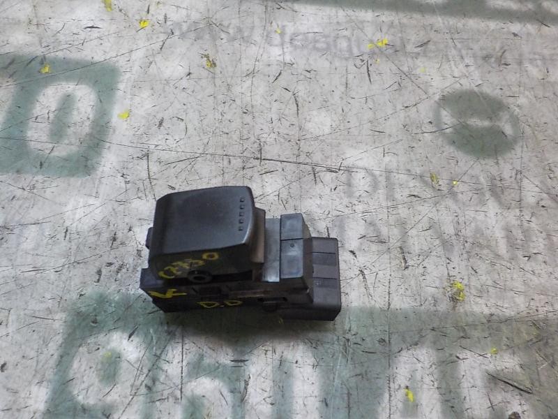 Recambio de mando elevalunas delantero derecho para fiat sedici (189) 1.9 jtd 8v (d19aa) referencia OEM IAM 71742597  