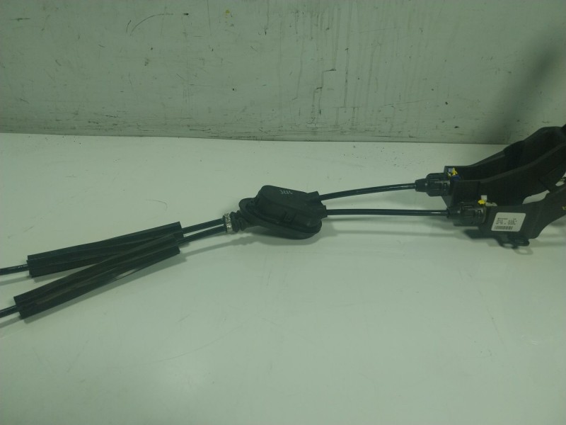 Recambio de palanca cambio para renault captur ii 1.0 tce referencia OEM IAM  341021845R 