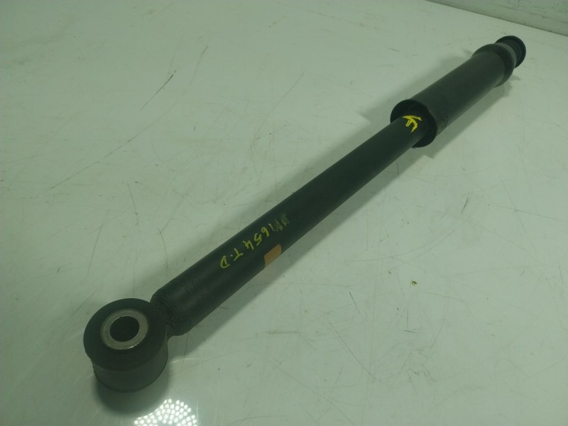 Recambio de amortiguador trasero derecho para renault captur ii 1.0 tce referencia OEM IAM  562109129R 