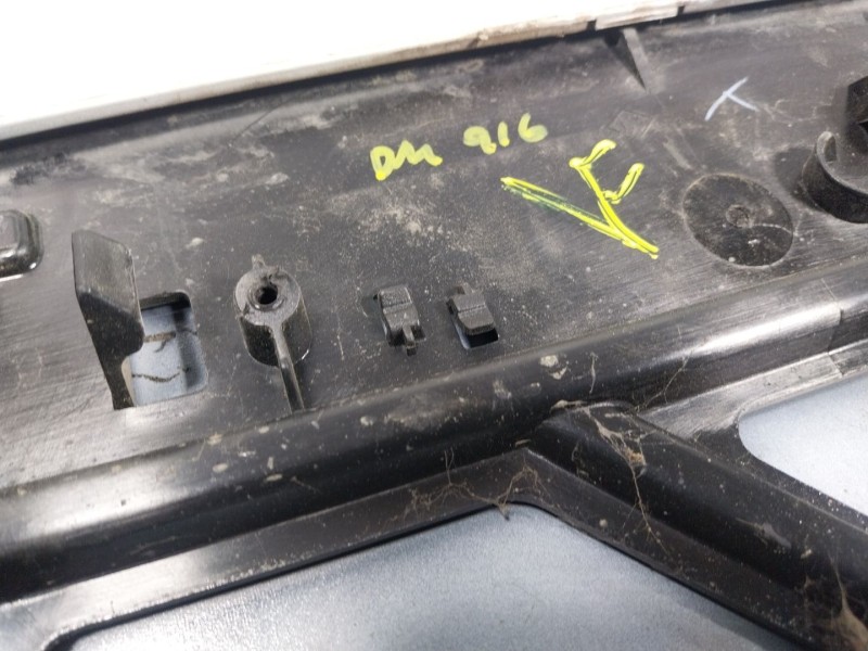 Recambio de aleron trasero para renault zoe (bfm_) zoe referencia OEM IAM   