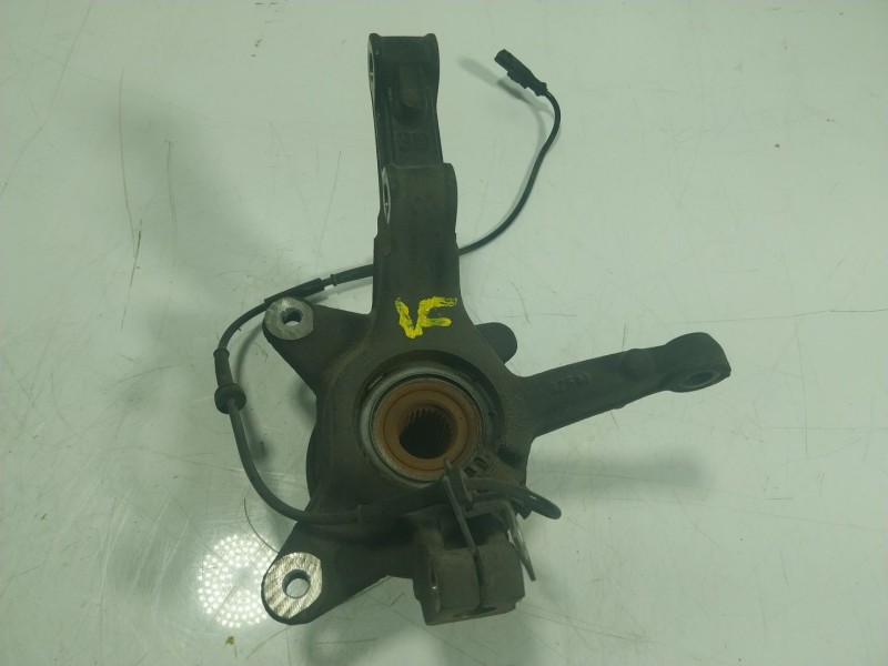 Recambio de mangueta delantera derecha para renault kangoo z.e. referencia OEM IAM   