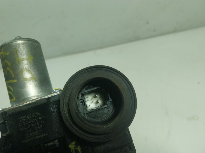 Recambio de motor elevalunas delantero izquierdo para toyota hilux referencia OEM IAM  857200K190 