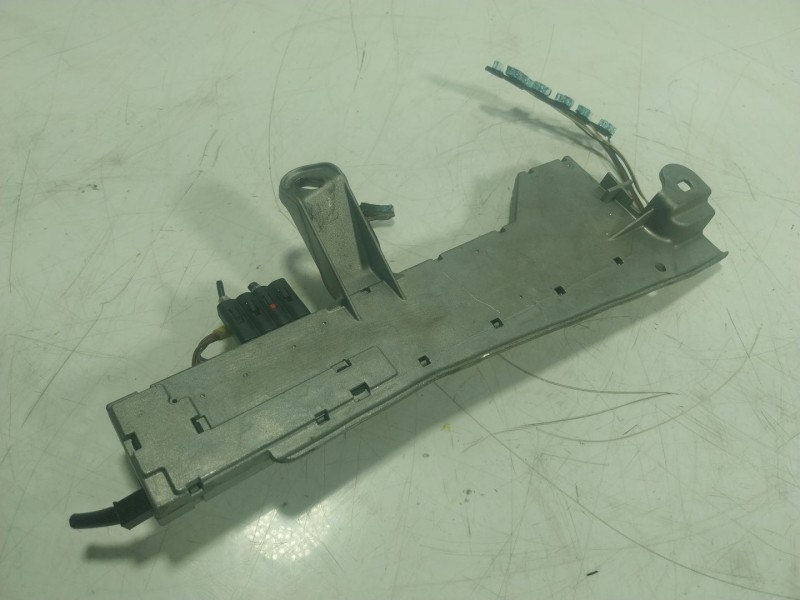 Recambio de modulo electronico para toyota hilux referencia OEM IAM  4019104360A 