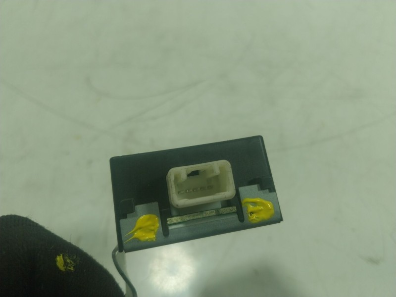 Recambio de modulo electronico para toyota hilux referencia OEM IAM  897410K101 