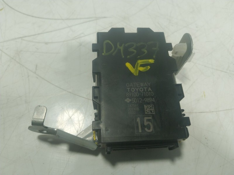 Recambio de modulo electronico para toyota hilux referencia OEM IAM  8910071010 