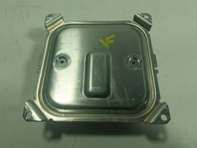 Recambio de modulo electronico para renault captur ii 1.0 tce referencia OEM IAM  260556623R 