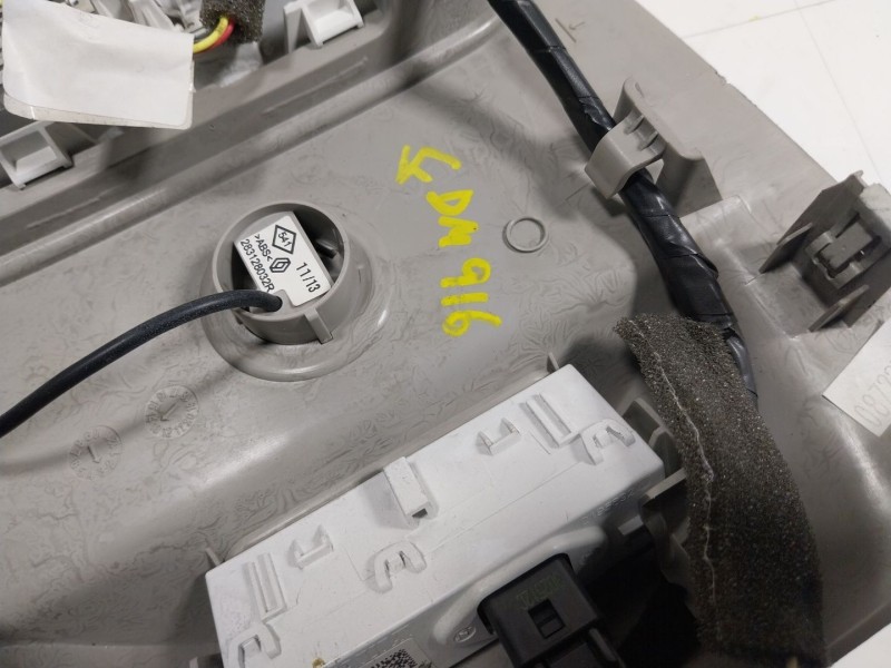 Recambio de piloto interior para renault zoe (bfm_) zoe referencia OEM IAM  283128032R 