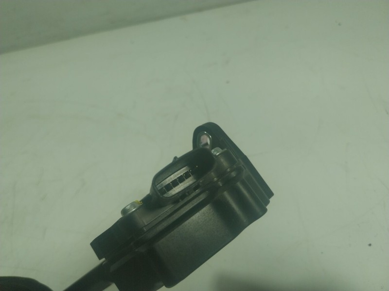 Recambio de potenciometro pedal para toyota hilux referencia OEM IAM  781100K030 