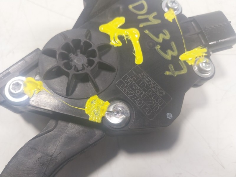 Recambio de potenciometro pedal para toyota hilux referencia OEM IAM  781100K030 